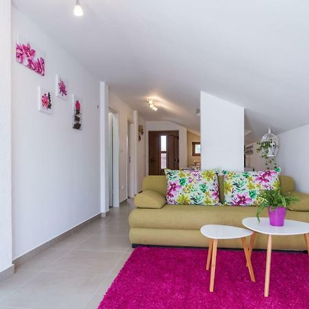 Apartment Deni Крк Экстерьер фото