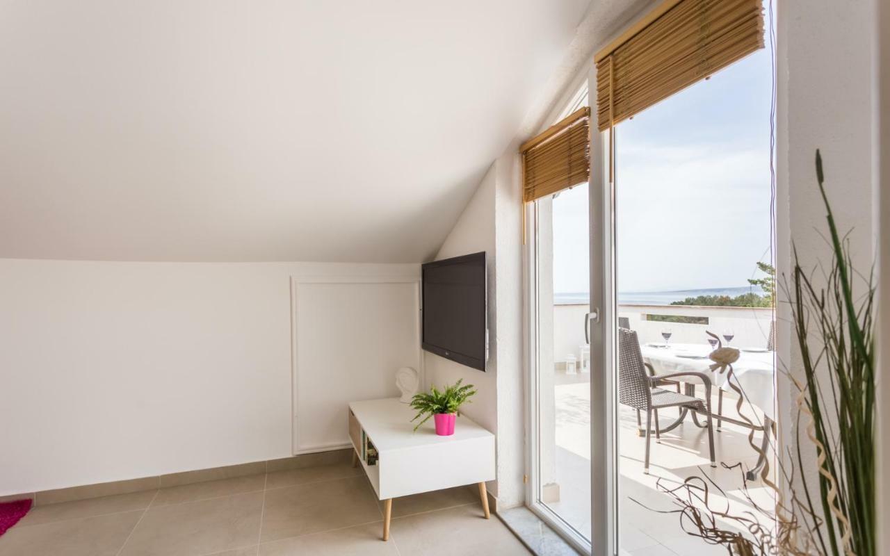 Apartment Deni Крк Экстерьер фото
